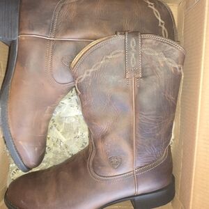 Ariat men boots